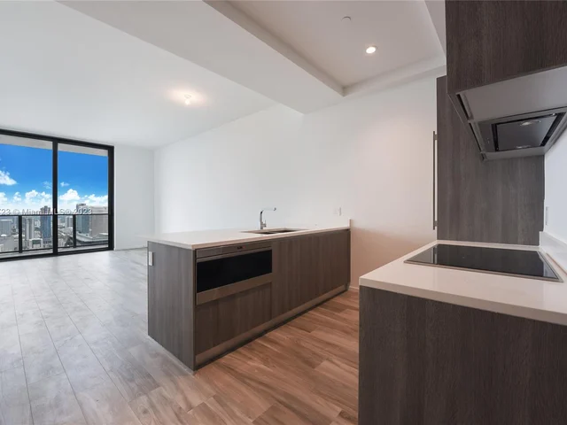 801 S Miami Ave # 5406, Miami FL 33130