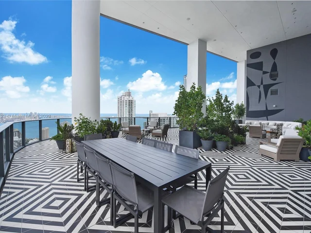 801 S Miami Ave # 5406, Miami FL 33130