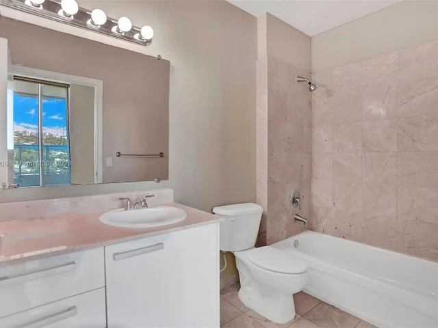 2525 SW 3rd Ave # 1507, Miami FL 33129