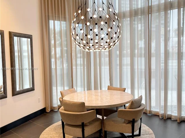 851 NE 1st Ave # 4702, Miami FL 33132