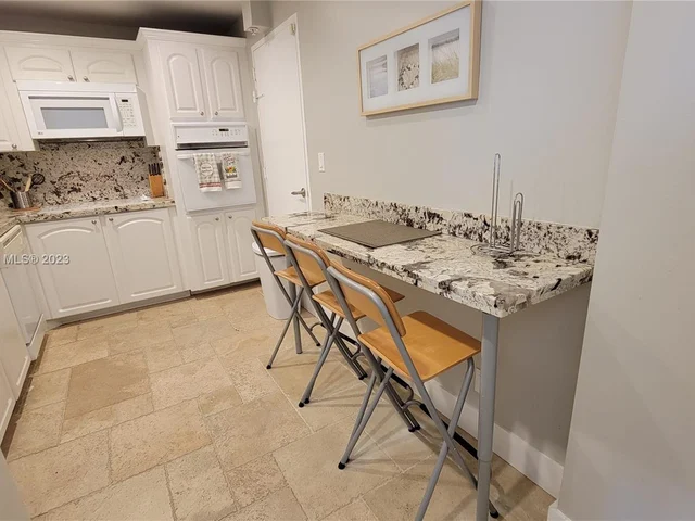 3801 S Ocean Dr # 10B, Hollywood FL 33019