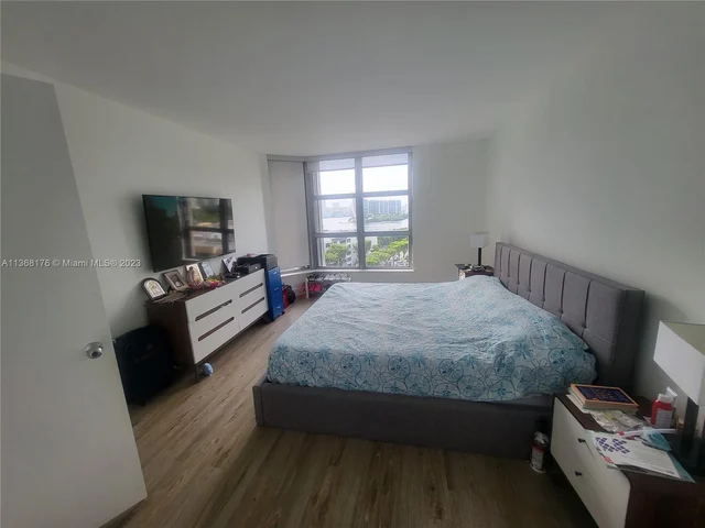 3400 NE 192nd St # 903, Aventura FL 33180