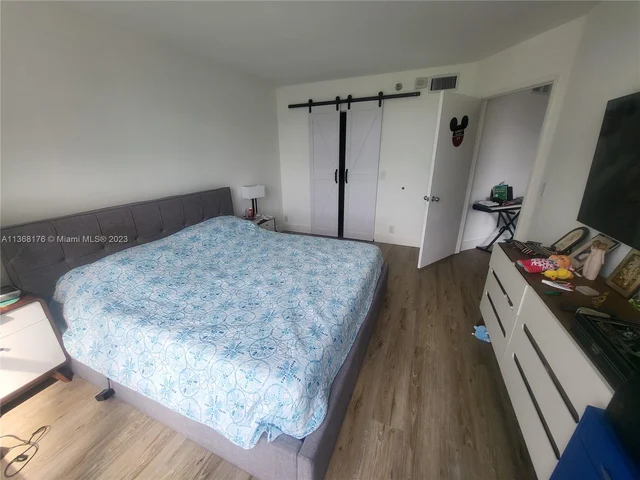 3400 NE 192nd St # 903, Aventura FL 33180