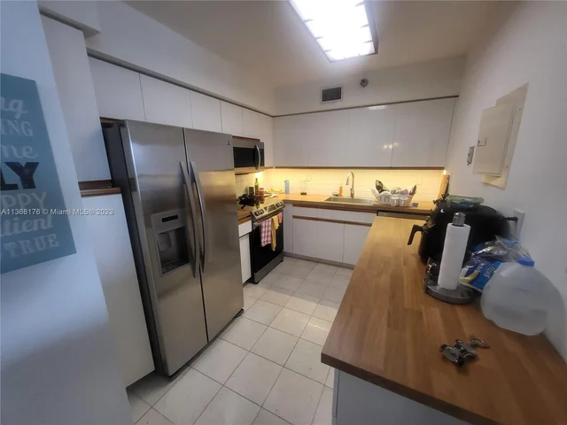 3400 NE 192nd St # 903, Aventura FL 33180