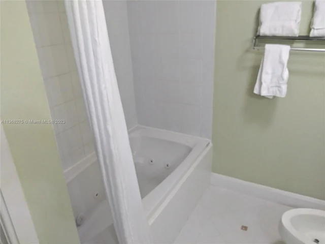 2951 S Bayshore Dr # 512, Miami FL 33133