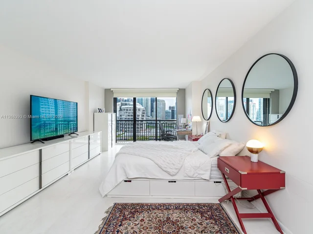 540 Brickell Key Dr # 1413, Miami FL 33131