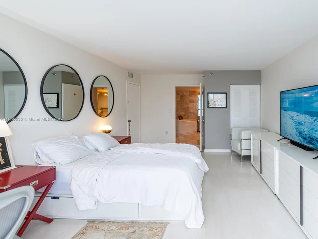 540 Brickell Key Dr # 1413, Miami FL 33131