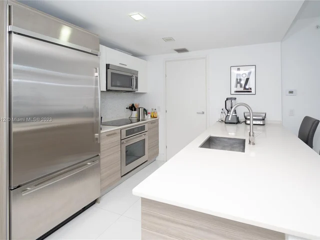 1300 Brickell Bay Dr # 3508, Miami FL 33131