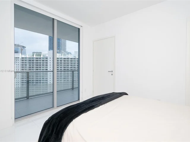 1300 Brickell Bay Dr # 3508, Miami FL 33131