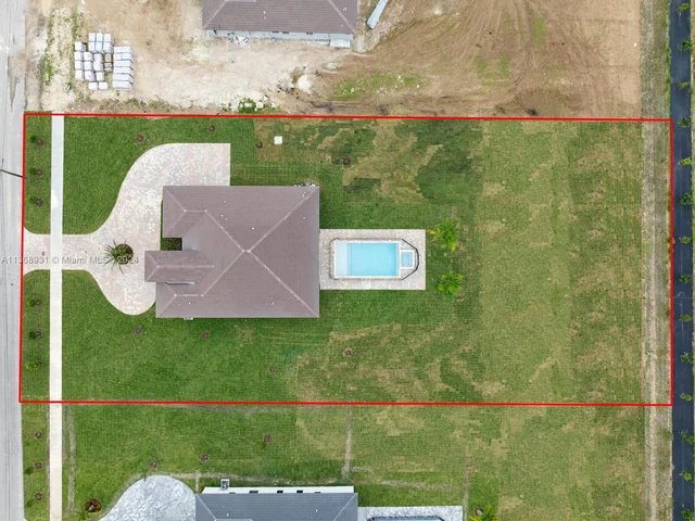 18321 SW 224th St, Miami FL 33170