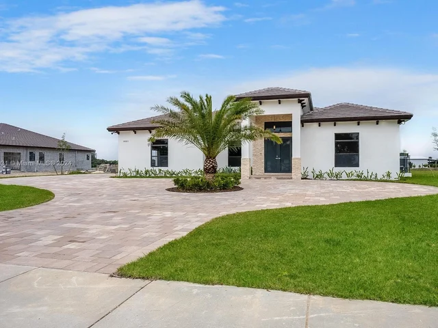 18321 SW 224th St, Miami FL 33170