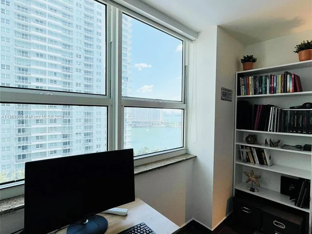 1155 Brickell Bay Dr # 1402, Miami FL 33131