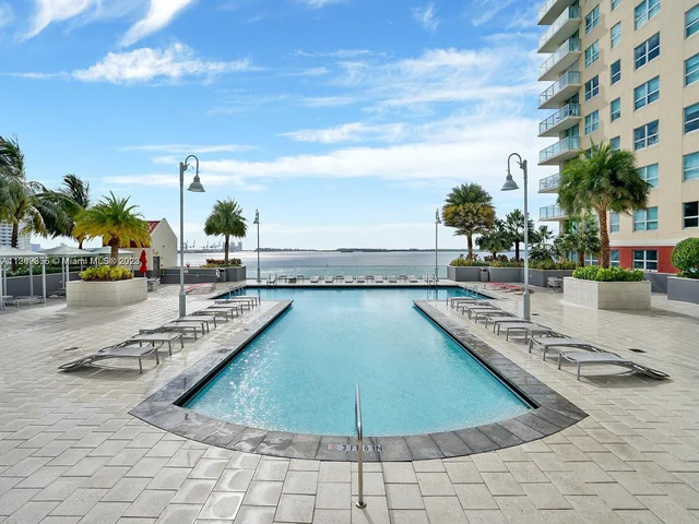 1155 Brickell Bay Dr # 1402, Miami FL 33131