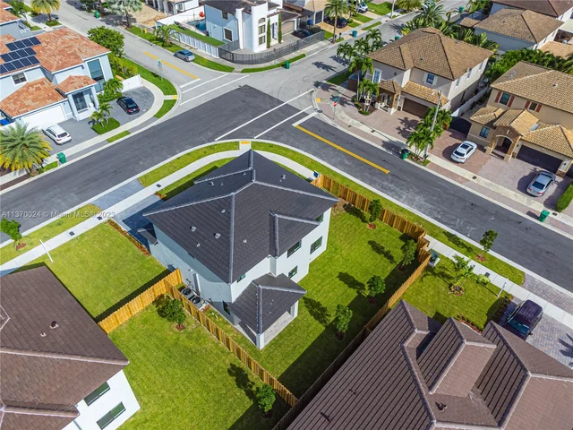 1605 SW 145 Ave, Miami FL 33175