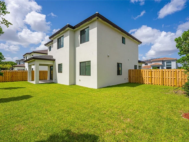 1605 SW 145 Ave, Miami FL 33175