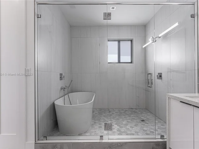 1605 SW 145 Ave, Miami FL 33175