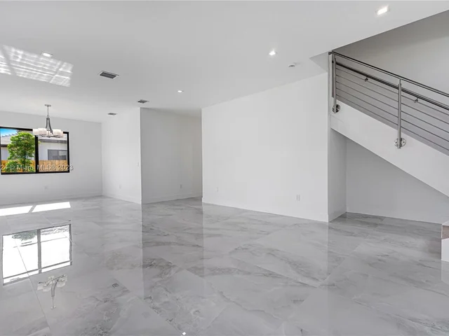 1605 SW 145 Ave, Miami FL 33175