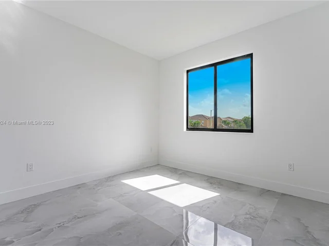 1605 SW 145 Ave, Miami FL 33175