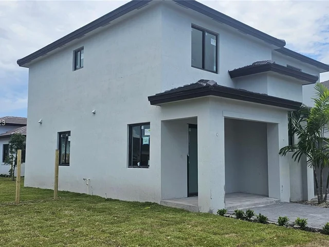 1605 SW 145 Ave, Miami FL 33175