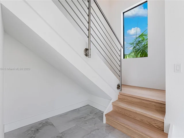 1605 SW 145 Ave, Miami FL 33175