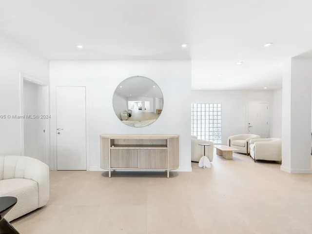 9451 E Broadview Dr unit 1 # 1, Bay Harbor Islands FL 33154