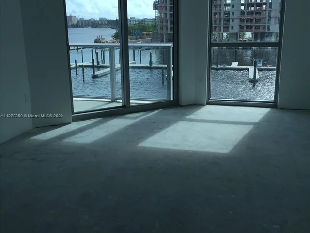 17301 Biscayne Blvd # 305, North Miami Beach FL 33160