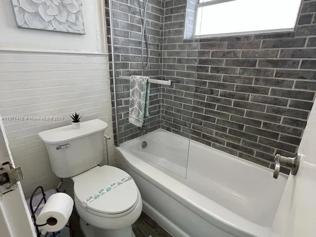 7904 West Dr # 102, North Bay Village FL 33141