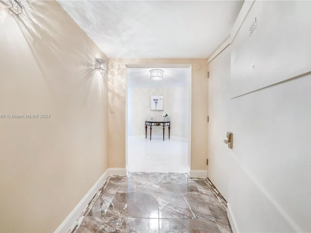 2100 S Ocean Ln # 207, Fort Lauderdale FL 33316