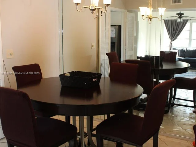 4170 Inverrary Dr # 201, Lauderhill FL 33319