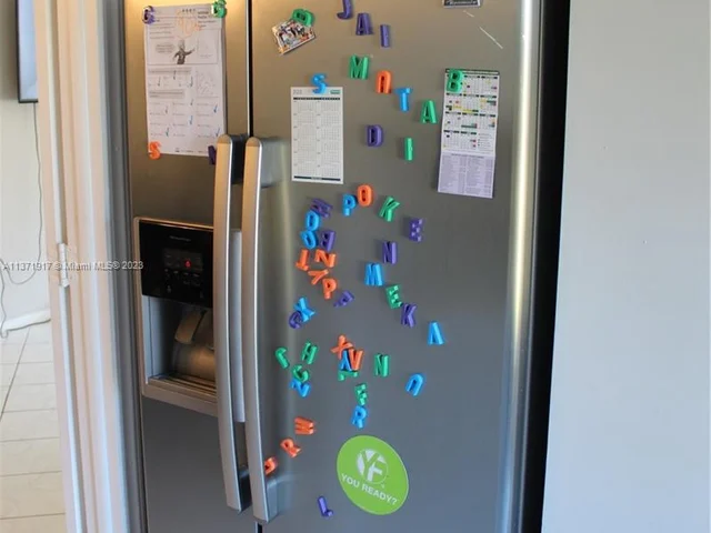 4170 Inverrary Dr # 201, Lauderhill FL 33319