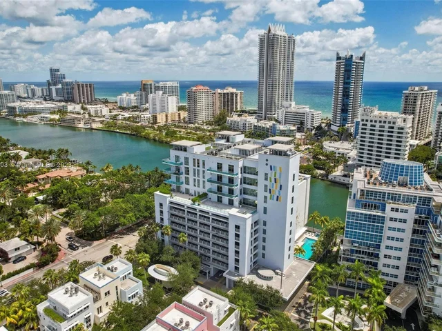 201 Aqua Ave, Miami Beach FL 33141