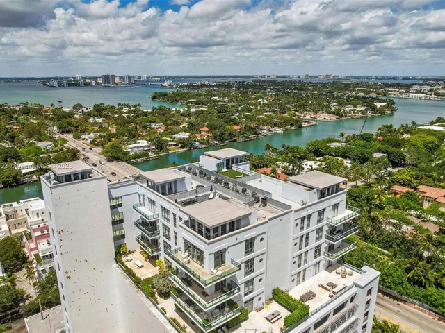 201 Aqua Ave, Miami Beach FL 33141