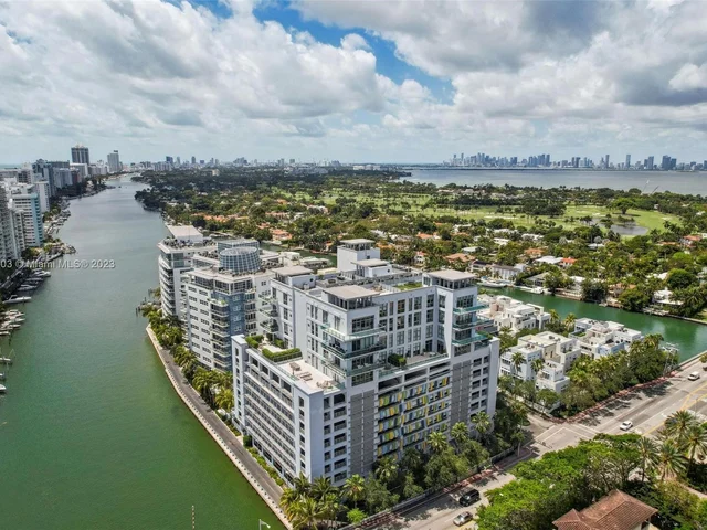 201 Aqua Ave, Miami Beach FL 33141