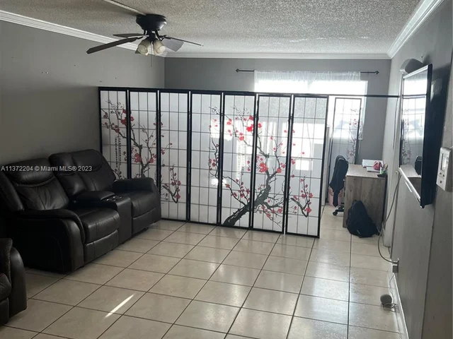 2008 Jackson St # D9, Hollywood FL 33020