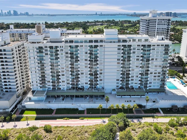 5601 Collins Ave # 1720, Miami Beach FL 33140
