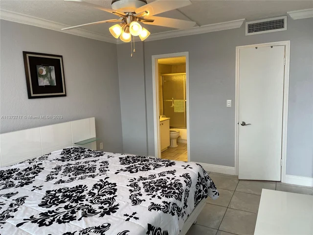 1893 S Ocean Dr # 506, Hallandale Beach FL 33009