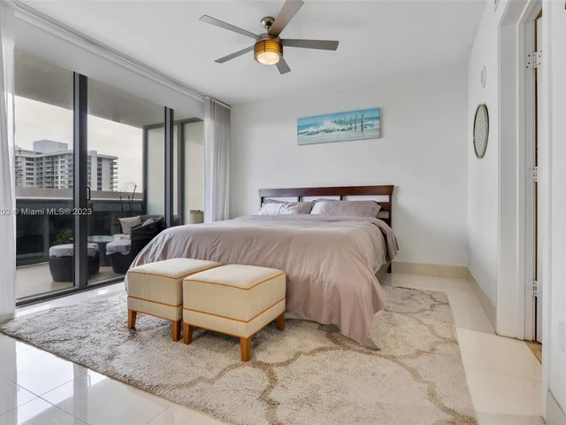 5875 Collins Ave # 604, Miami Beach FL 33140