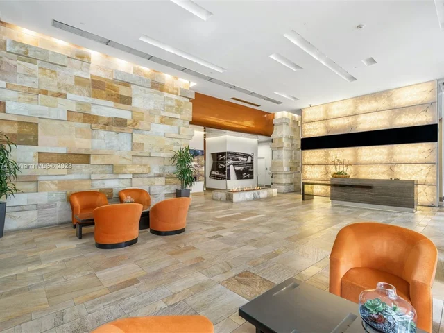 55 SE 6th St # 3802, Miami FL 33131