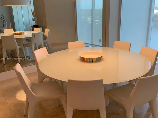 20201 E Country Club Dr # 607, Aventura FL 33180