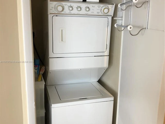 1830 S Ocean Dr # 2608, Hallandale Beach FL 33009