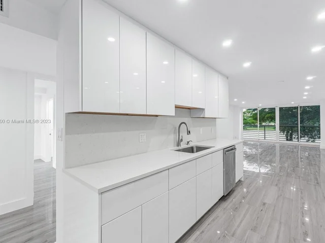 1703 Andros Isle # G2, Coconut Creek FL 33066