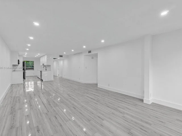 1703 Andros Isle # G2, Coconut Creek FL 33066