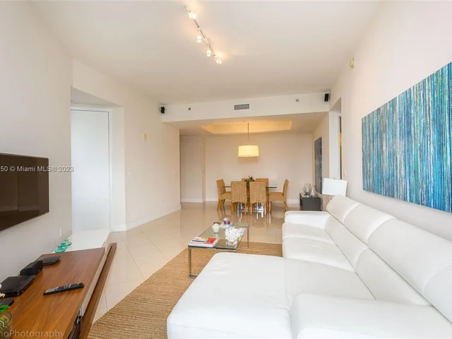 15811 Collins Ave # 1105, Sunny Isles Beach FL 33160