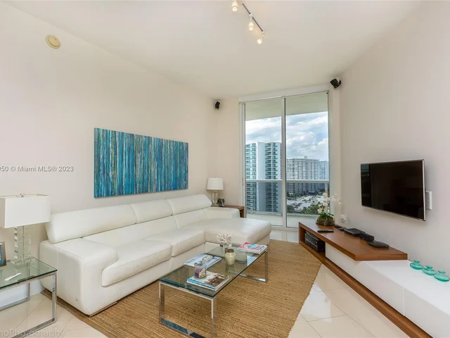 15811 Collins Ave # 1105, Sunny Isles Beach FL 33160
