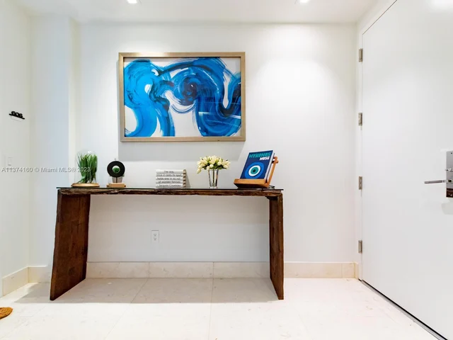 360 Ocean Dr # 606S, Key Biscayne FL 33149