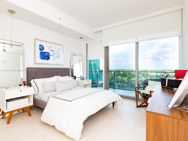 360 Ocean Dr # 606S, Key Biscayne FL 33149