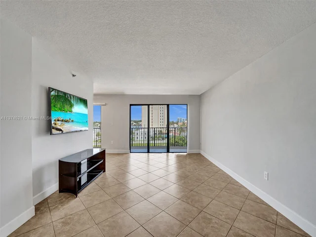 1201 S Ocean Dr # 510N, Hollywood FL 33019