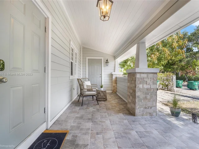 421 NE 70th St, Miami FL 33138