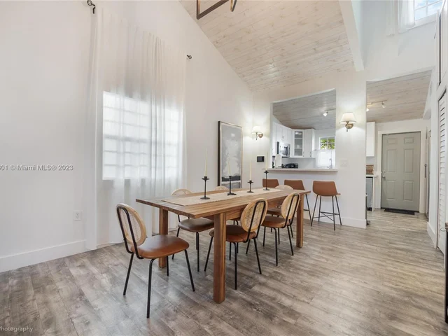 421 NE 70th St, Miami FL 33138