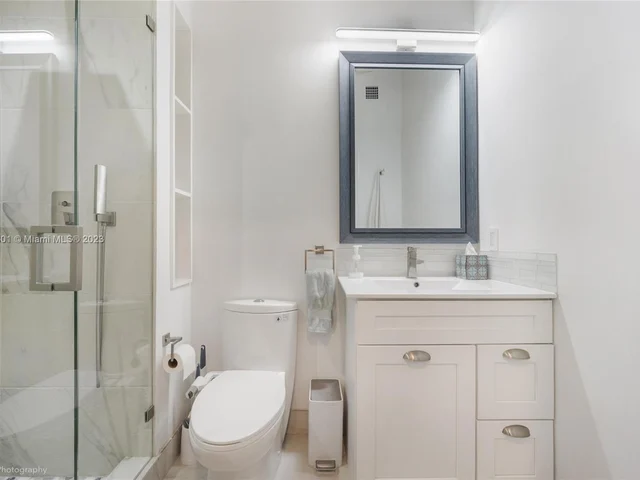 421 NE 70th St, Miami FL 33138